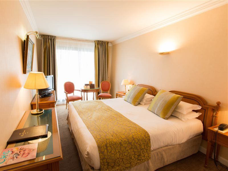 Sun Riviera Hotel Канны Экстерьер фото