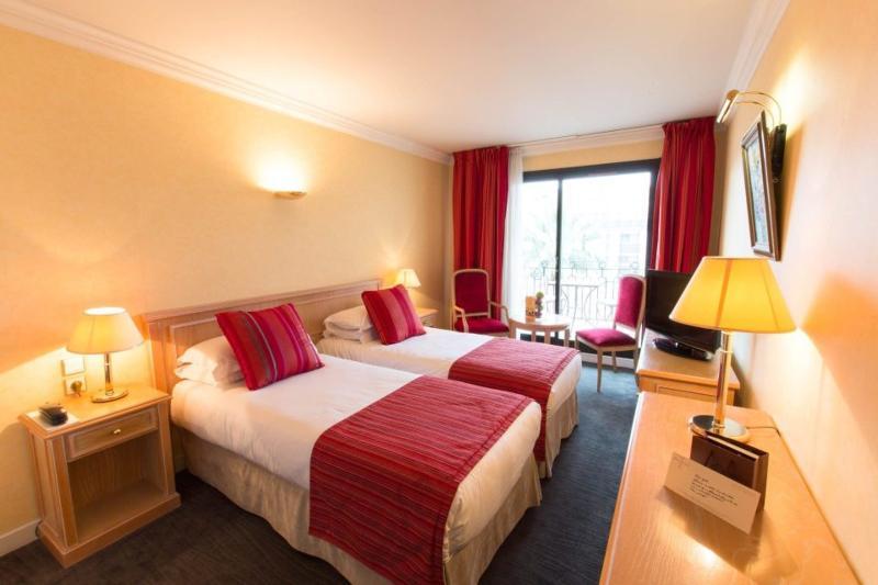 Sun Riviera Hotel Канны Экстерьер фото